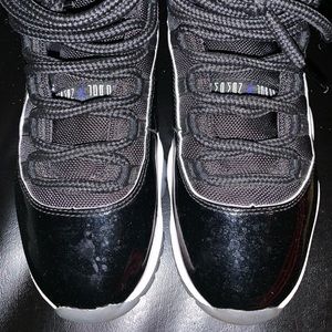 Jordan space jam size 7men